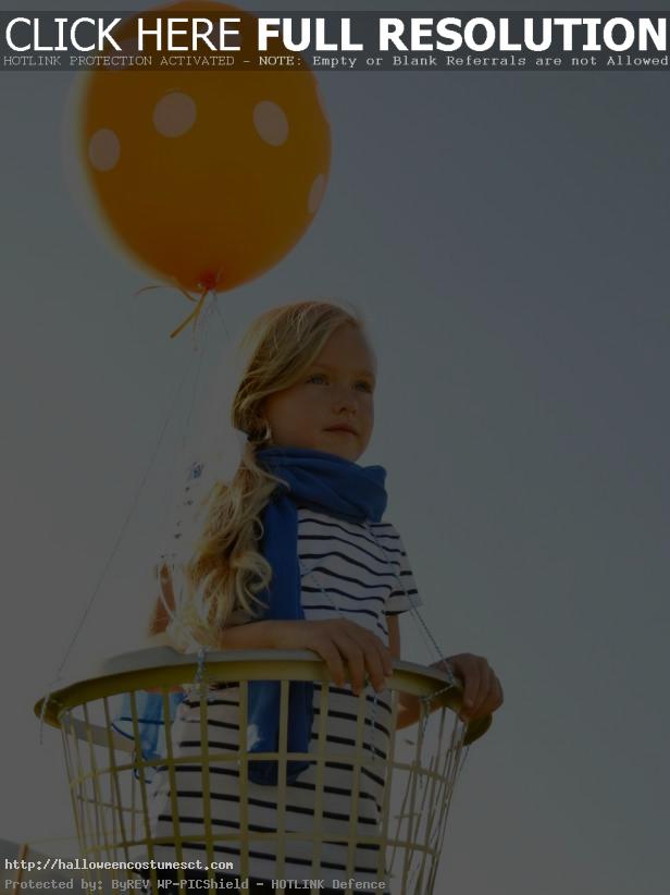 How to Make a Hot Air Balloon Halloween Costume